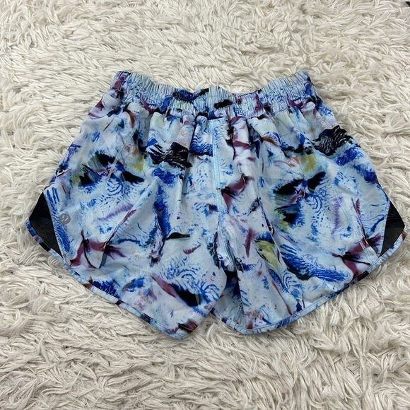 Lululemon Hotty Hot Short II *Long 4" Exposure Crystallize Multi / Black - Picture 4 of 5